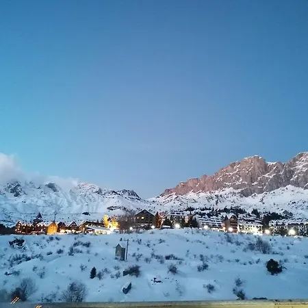 En Luminoso Con Balcon Y Vistas Апартаменты
