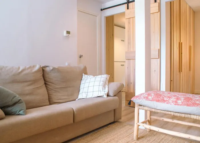 Διαμέρισμα En Luminoso Con Balcon Y Vistas *