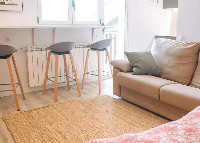 Διαμέρισμα En Luminoso Con Balcon Y Vistas *