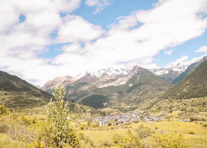 En Luminoso Con Balcon Y Vistas Διαμέρισμα Formigal