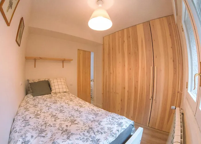 En Luminoso Con Balcon Y Vistas Διαμέρισμα