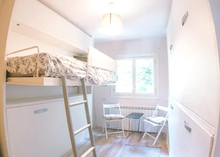 Διαμέρισμα En Luminoso Con Balcon Y Vistas *